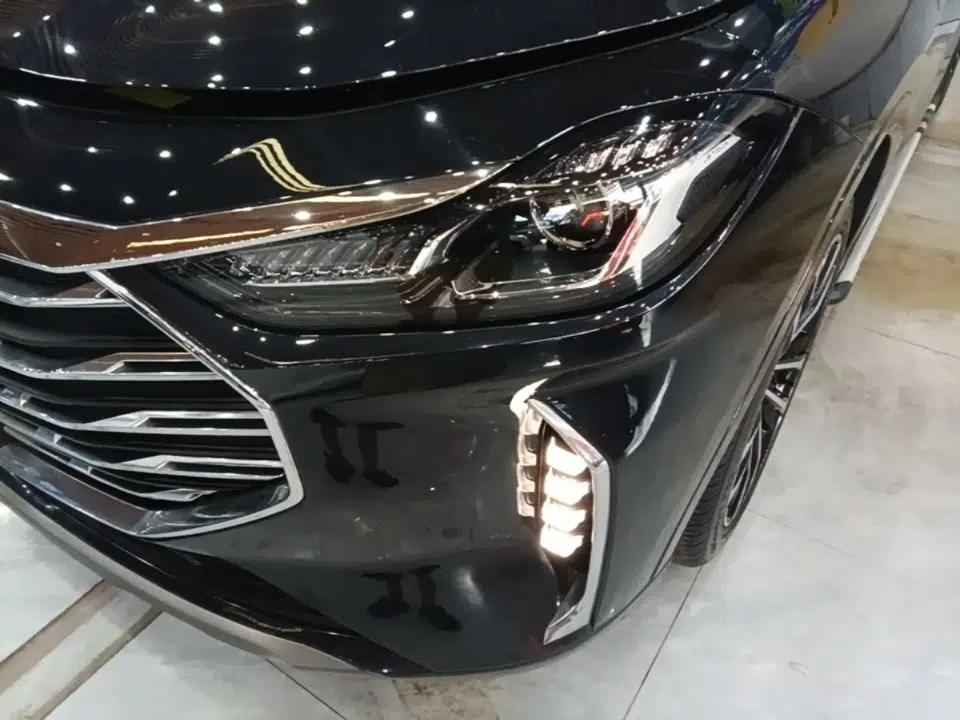JETOUR X70 PLUS 2021 1.6T DCT Base 5-Seater — миниатюра 9
