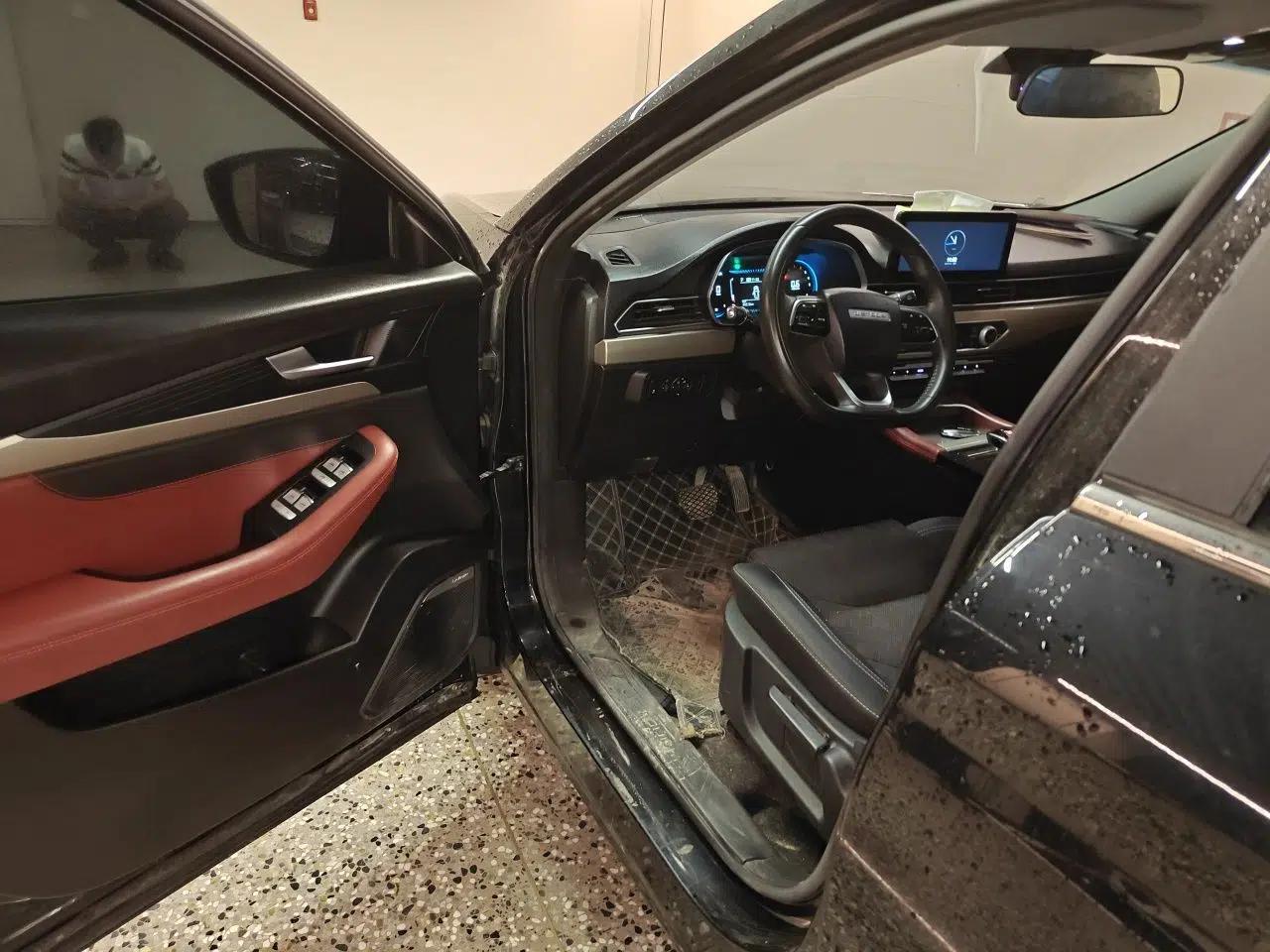 JETOUR X70 2023 1.5T DCT Beyond PRO Edition 7 Seats — миниатюра 17