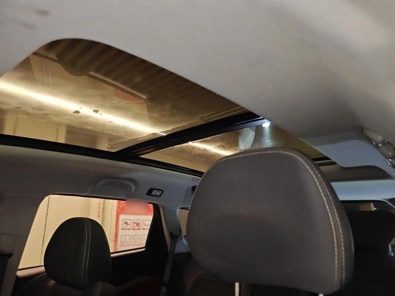 JETOUR X70 2023 1.5T DCT Beyond PRO Edition 7 Seats — миниатюра 19