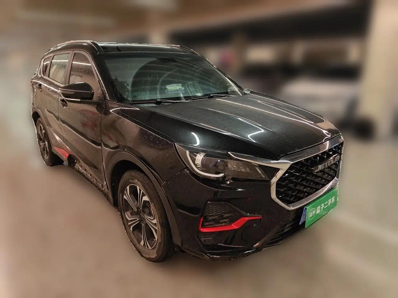 JETOUR X70 2023 1.5T DCT Beyond PRO Edition 7 Seats — миниатюра 3