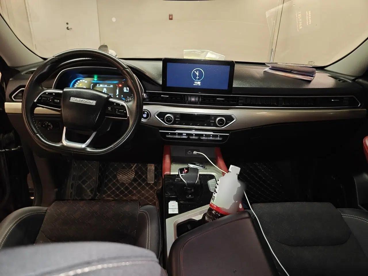 JETOUR X70 2023 1.5T DCT Beyond PRO Edition 7 Seats — миниатюра 10