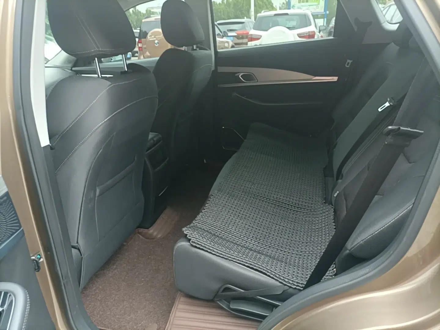 JETOUR X70 2020 1.5T DCT Comfort Edition 5-seater — миниатюра 20