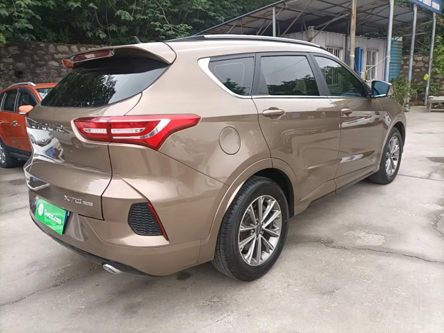 JETOUR X70 2020 1.5T DCT Comfort Edition 5-seater — миниатюра 6