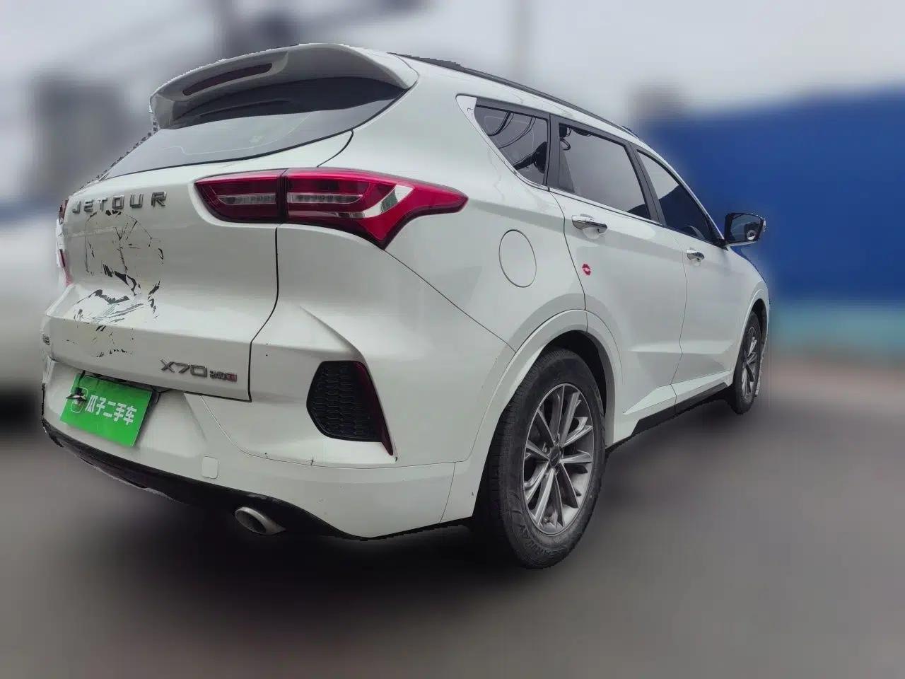JETOUR X70 2020 1.5T Manual Comfort Edition 6 Seats — миниатюра 6