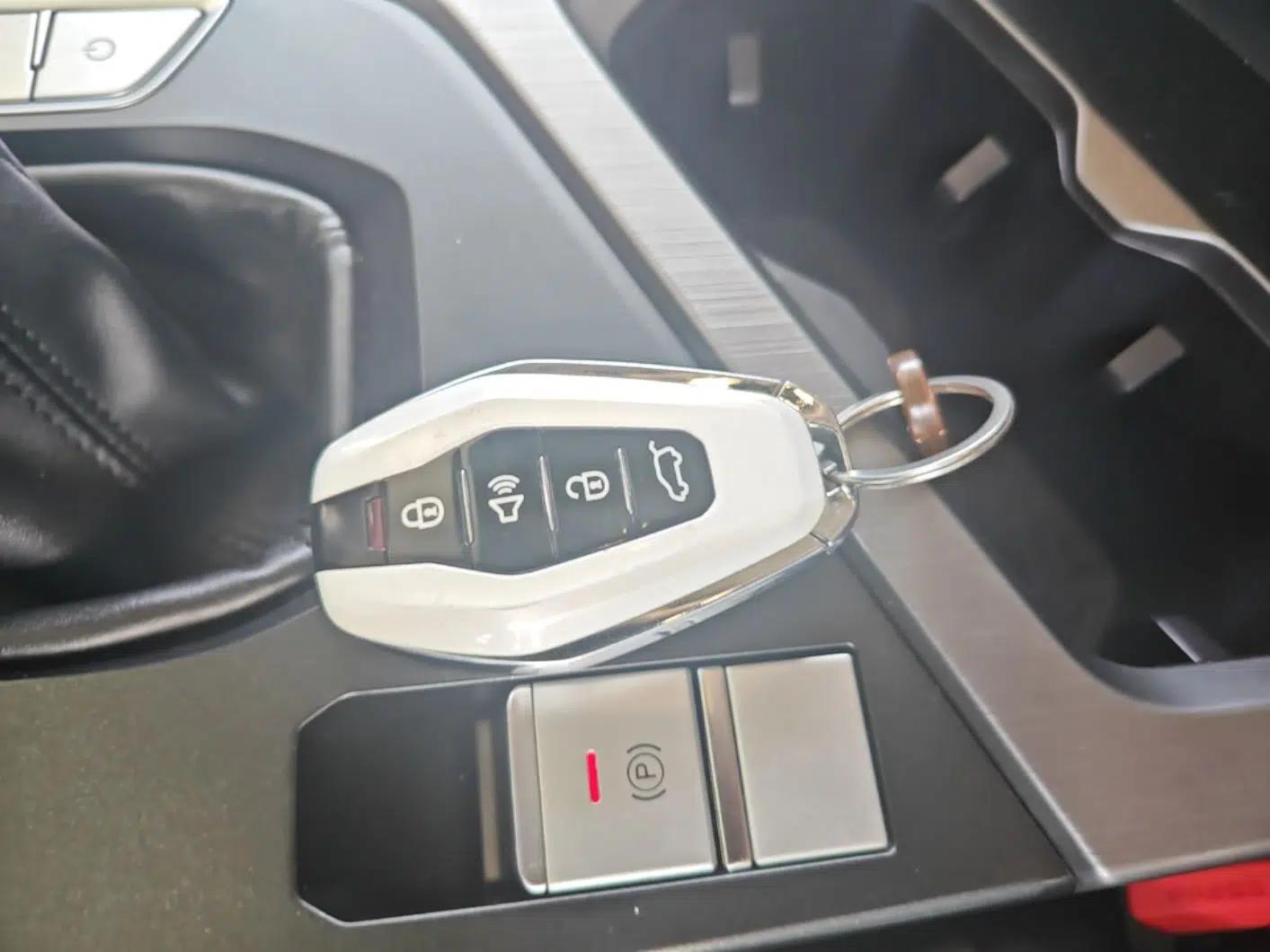 JETOUR X90 PLUS 2022 1.5T Manual Bieyuan 7-Seater — миниатюра 12