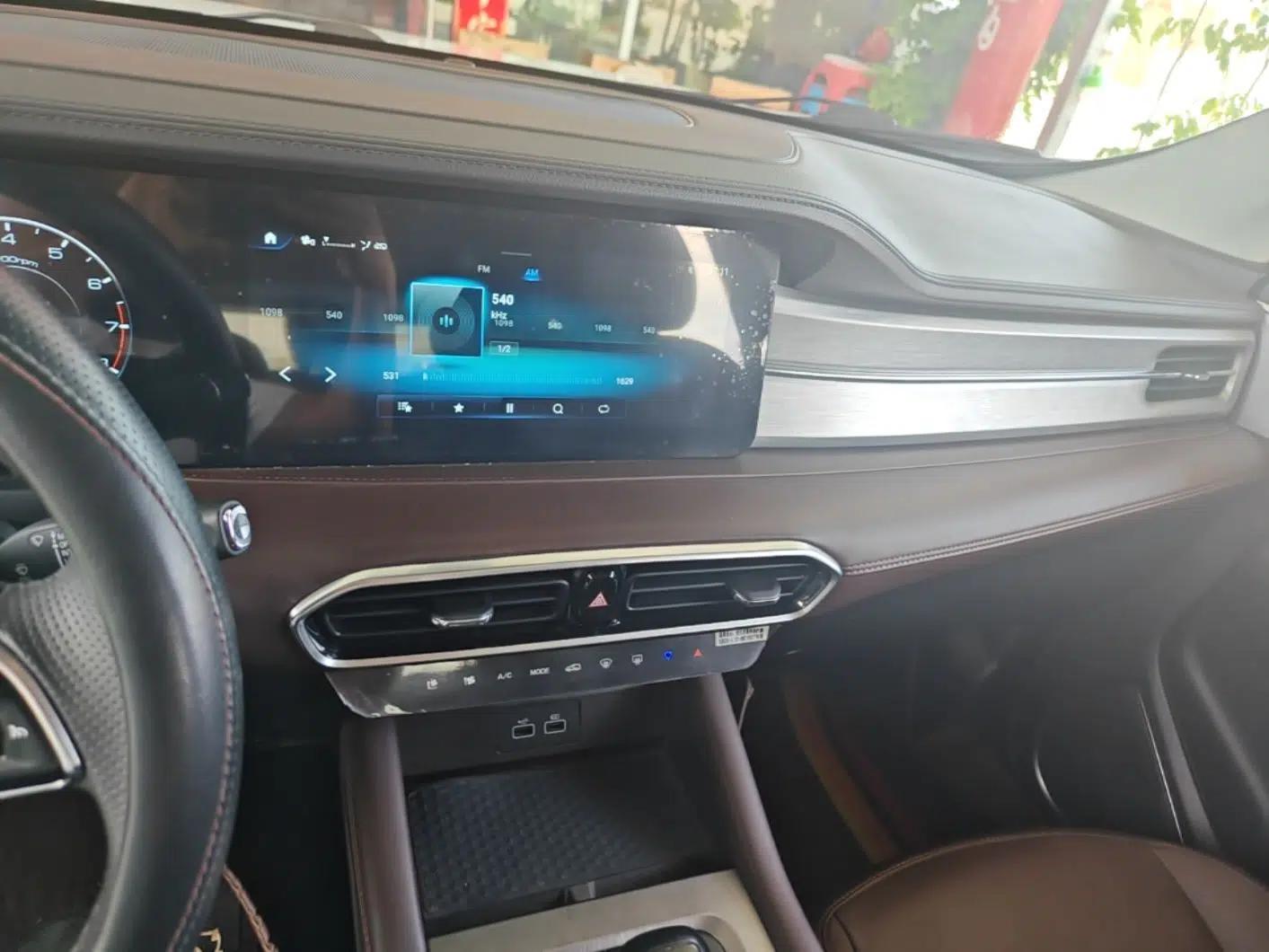 JETOUR X90 PLUS 2022 1.5T Manual Bieyuan 7-Seater — миниатюра 16