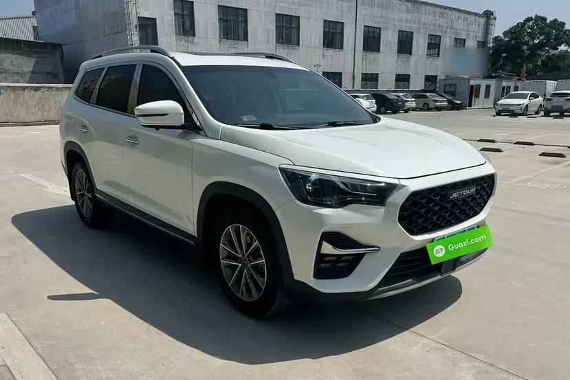 JETOUR X90 2020 1.5T Manual Shadow Joy Version 5 Seats — миниатюра 13