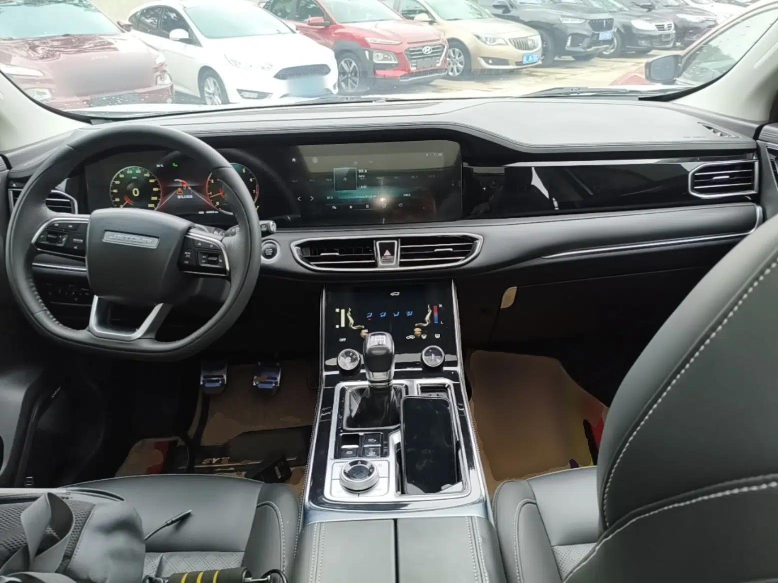 JETOUR X90 2020 1.5T Manual Shadow Joy Version 5 Seats — миниатюра 16