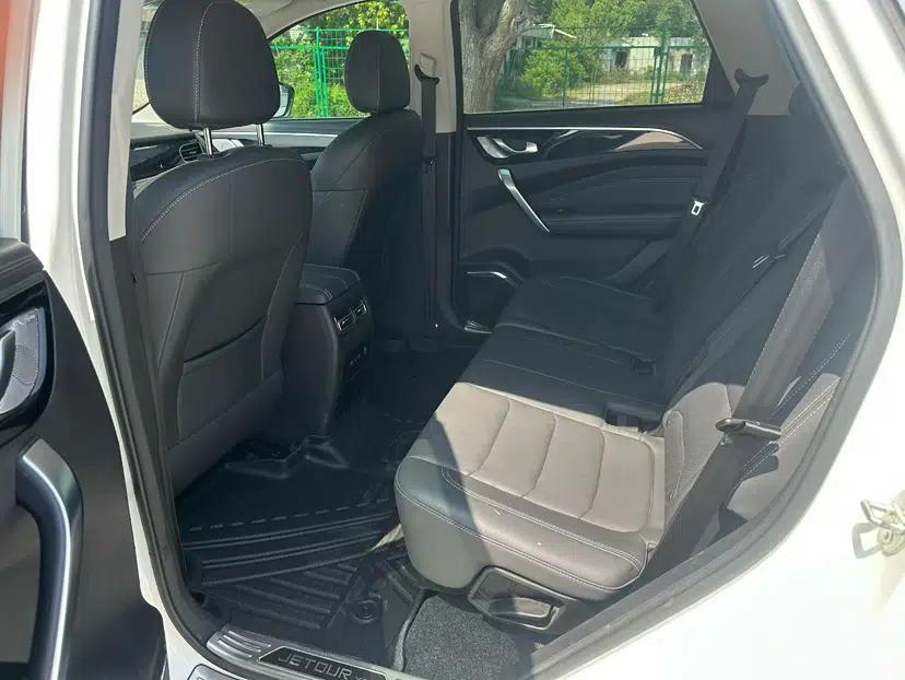 JETOUR X90 2020 1.5T Manual Shadow Joy Version 5 Seats — миниатюра 28
