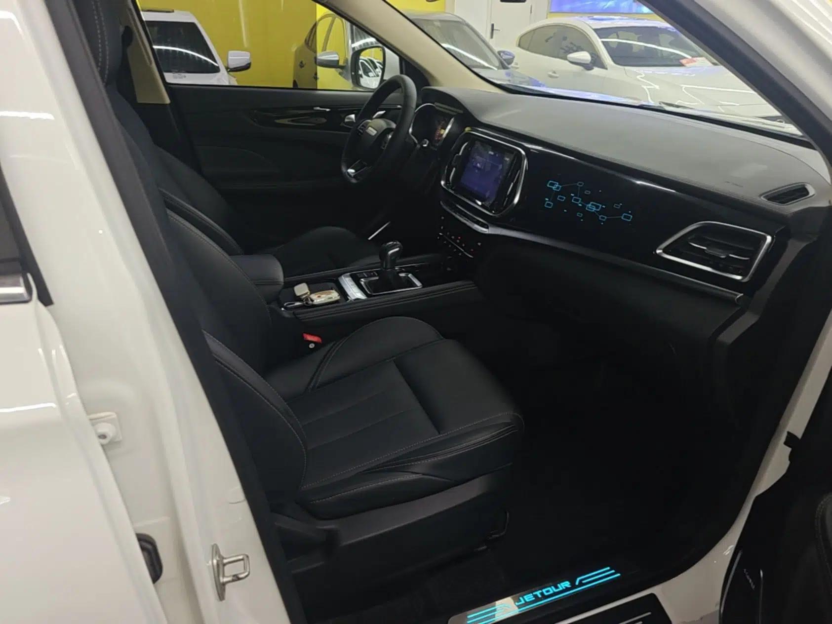 JETOUR X90 2019 1.5T Manual Smart Enjoyment Version 5 Seats China VI Standard — миниатюра 23
