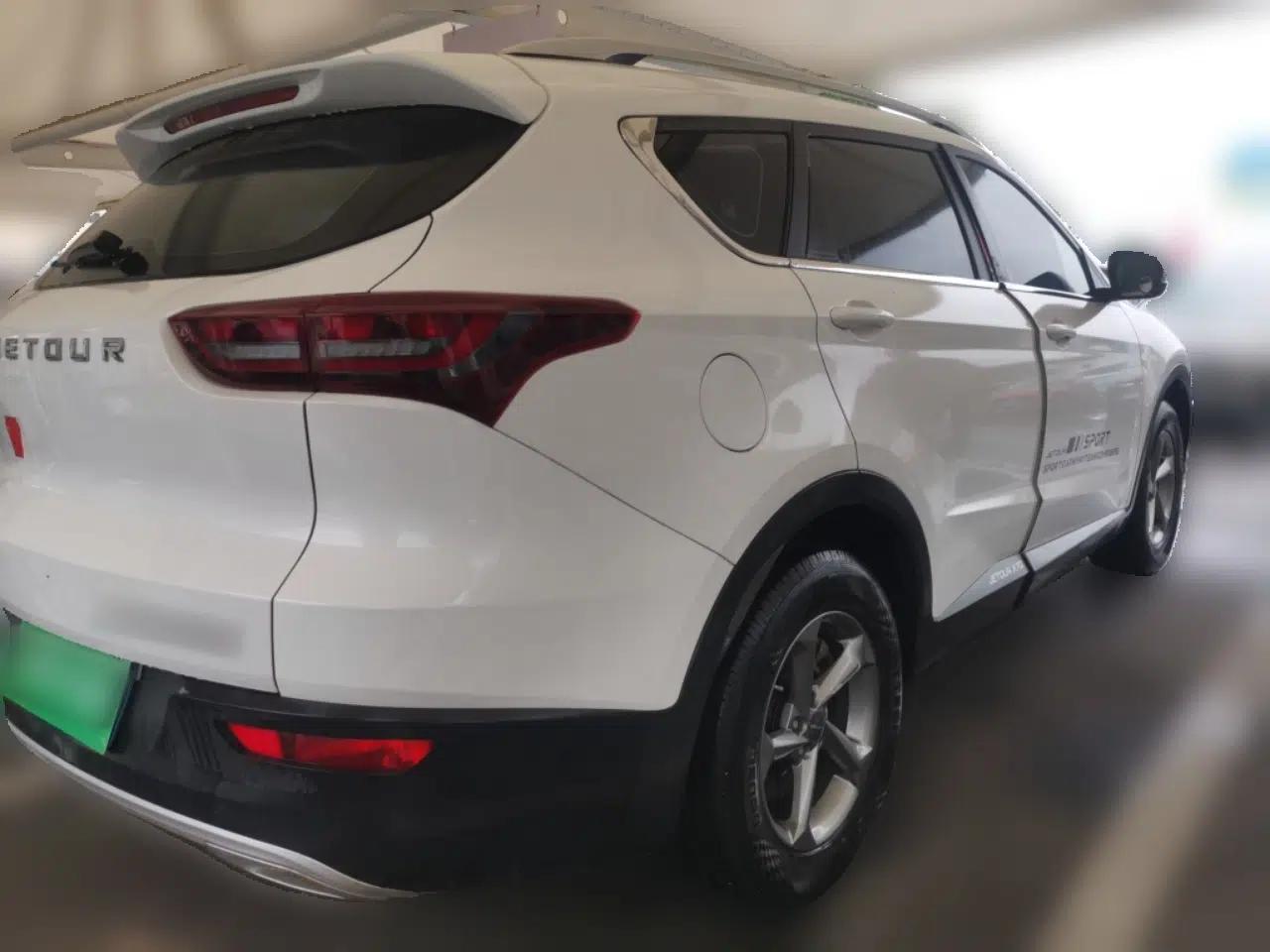 JETOUR X70M 2020 Revised 1.5T Manual Travel Companion Version 5 Seats — миниатюра 4