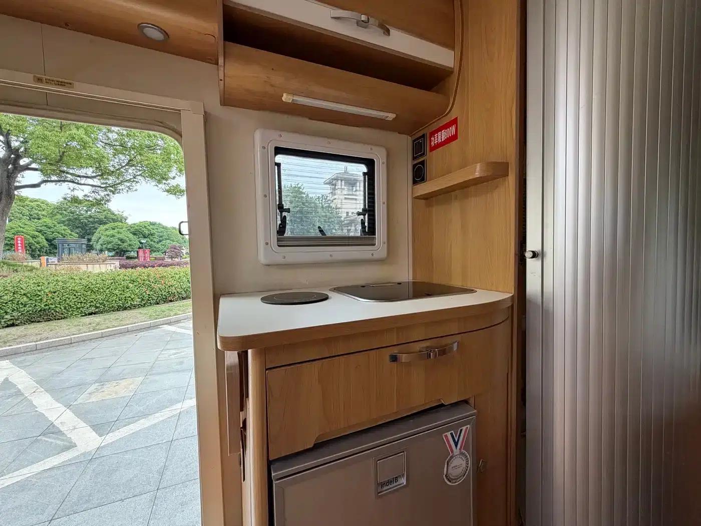 Xintu V80 2017 Model 2.5T AMT Aoyuntong National V Long Wheelbase Mid-Roof 5-Seater — миниатюра 12