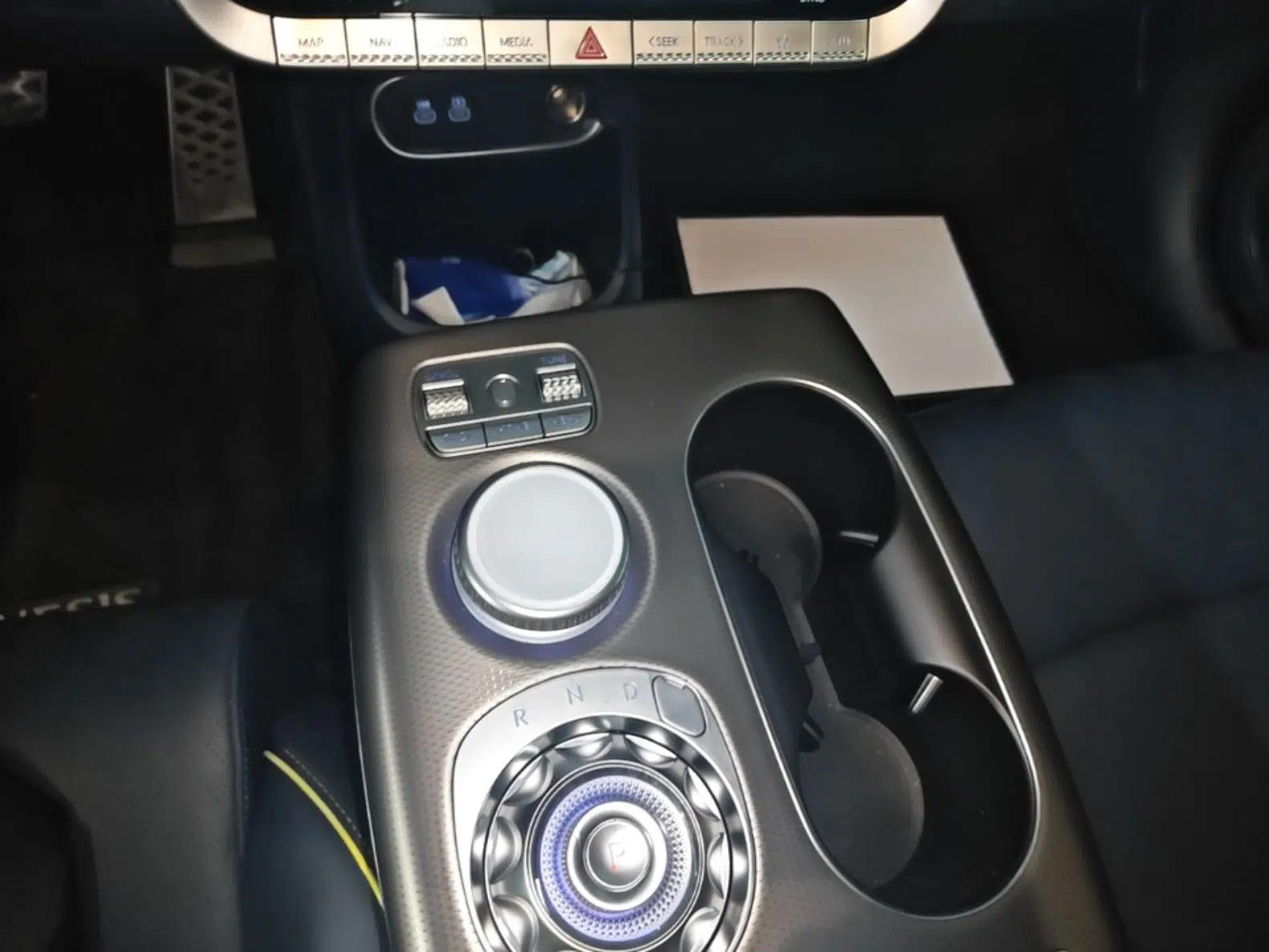 Genesis GV60 2023 Dual-Motor All-Wheel-Drive High-Performance Flagship Edition — миниатюра 16