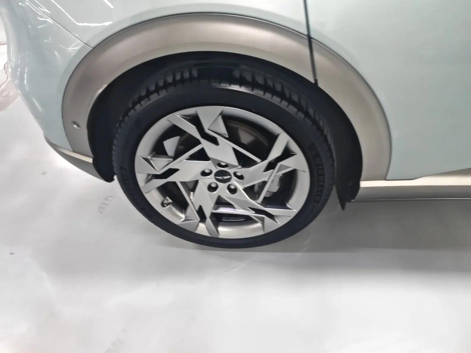 Genesis GV60 2023 Dual-Motor All-Wheel-Drive High-Performance Flagship Edition — миниатюра 10