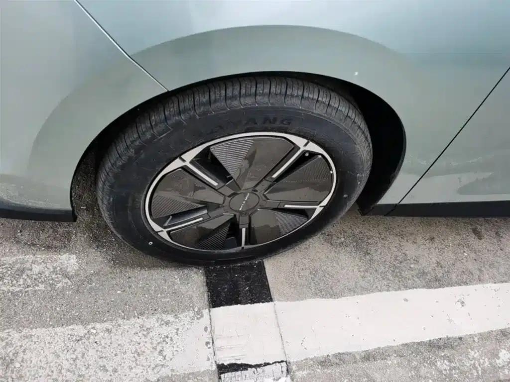 Everyone 7 2024 Facelift Super Hybrid Long Range Enjoy Edition — миниатюра 23