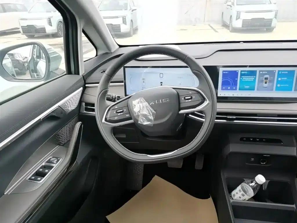 Everyone 7 2024 Facelift Super Hybrid Long Range Enjoy Edition — миниатюра 11