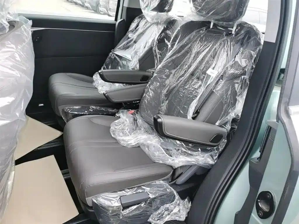 Everyone 7 2024 Facelift Super Hybrid Long Range Enjoy Edition — миниатюра 17