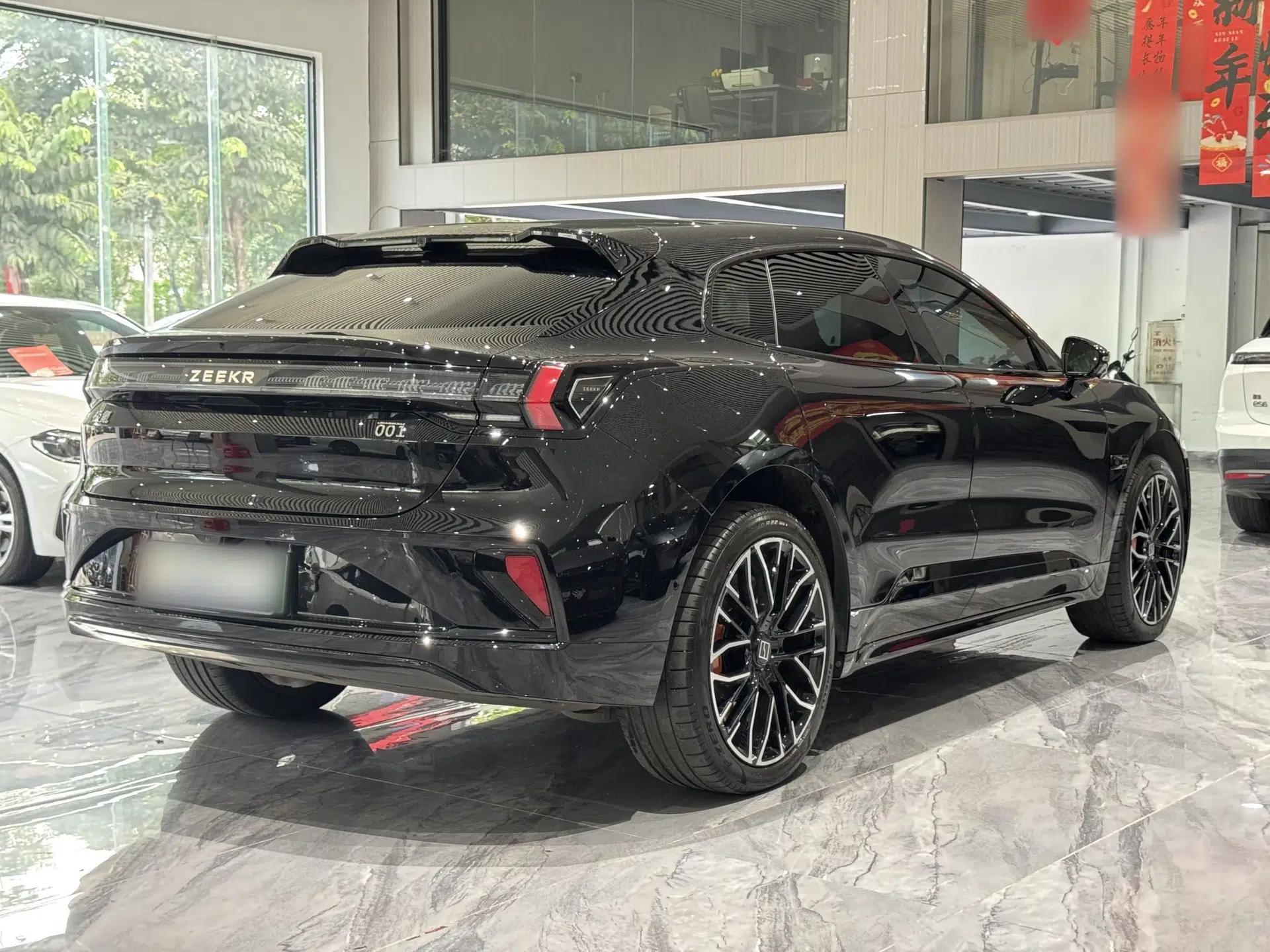 Zeekr 001 2024 YOU Edition 100 kWh All-Wheel Drive — миниатюра 9