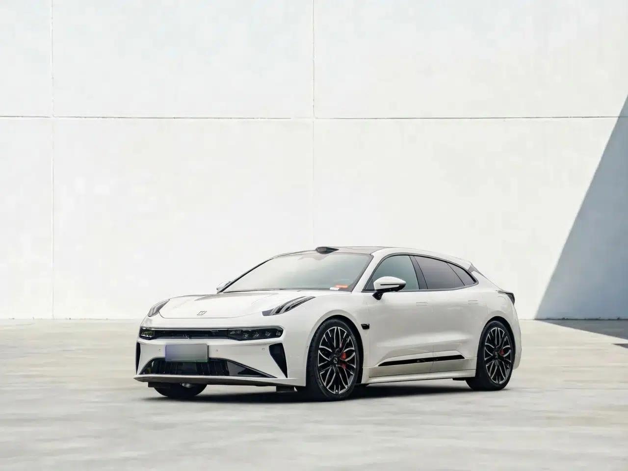 Zeekr 001 2025 YOU Edition 100 kWh All-Wheel Drive — миниатюра 1
