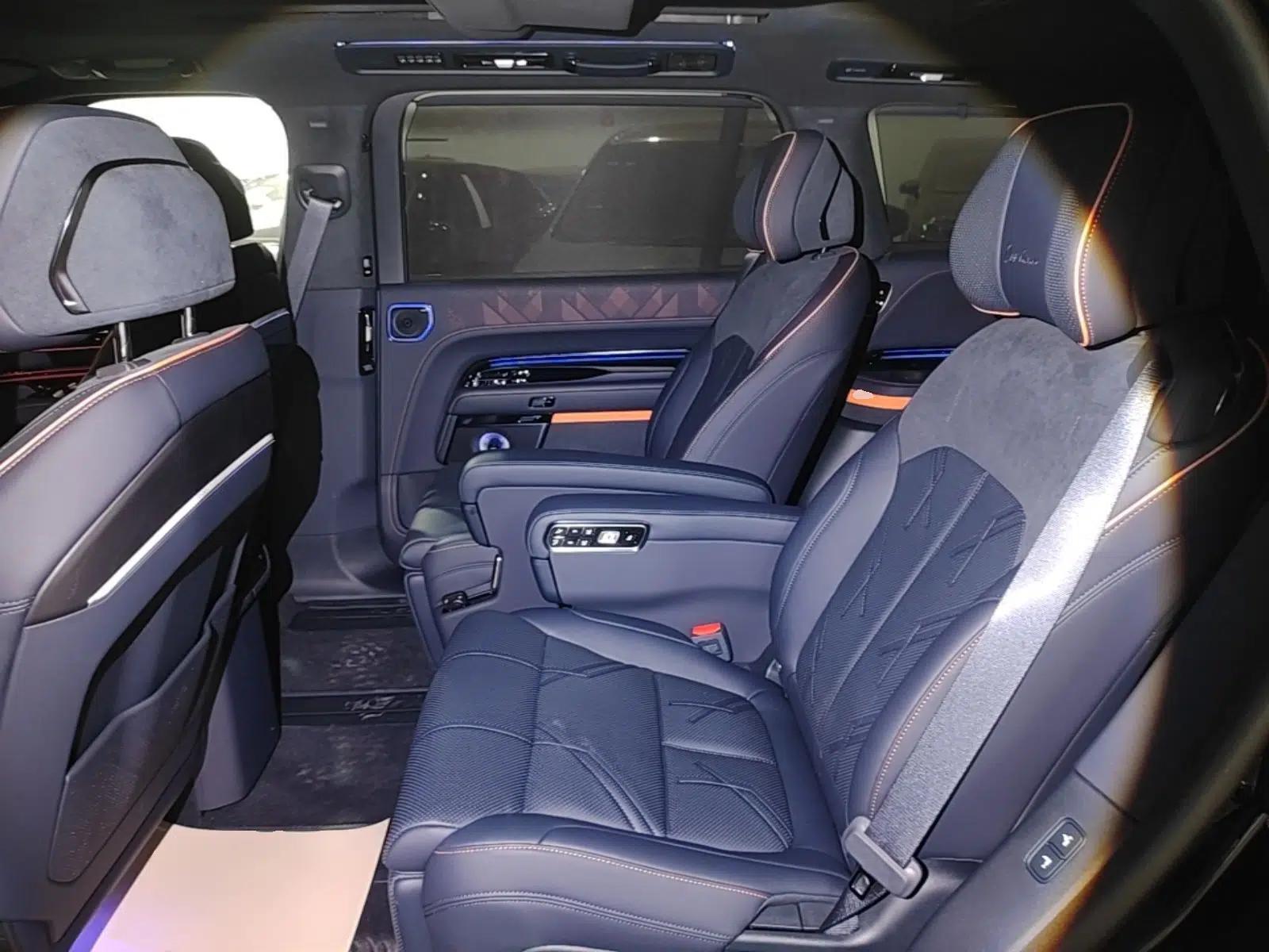 Zeekr 9X 2025 Moon Black Edition 70kWh — миниатюра 19