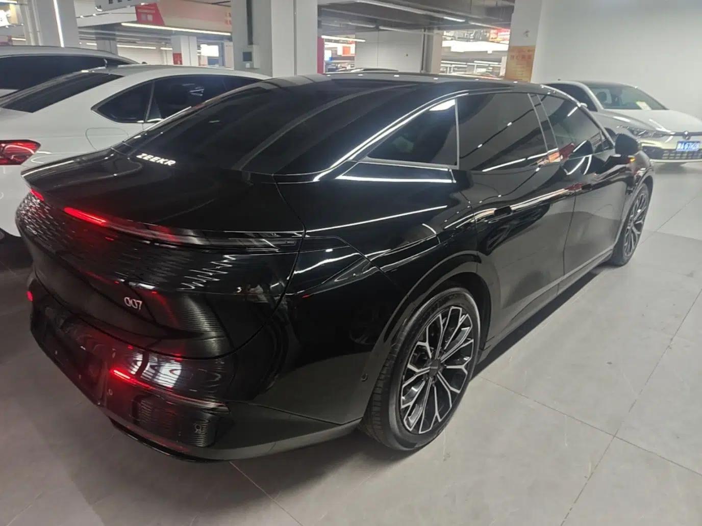 Zeekr 007 2024 Rear-Drive Intelligent Driving Version 100 kWh — миниатюра 4