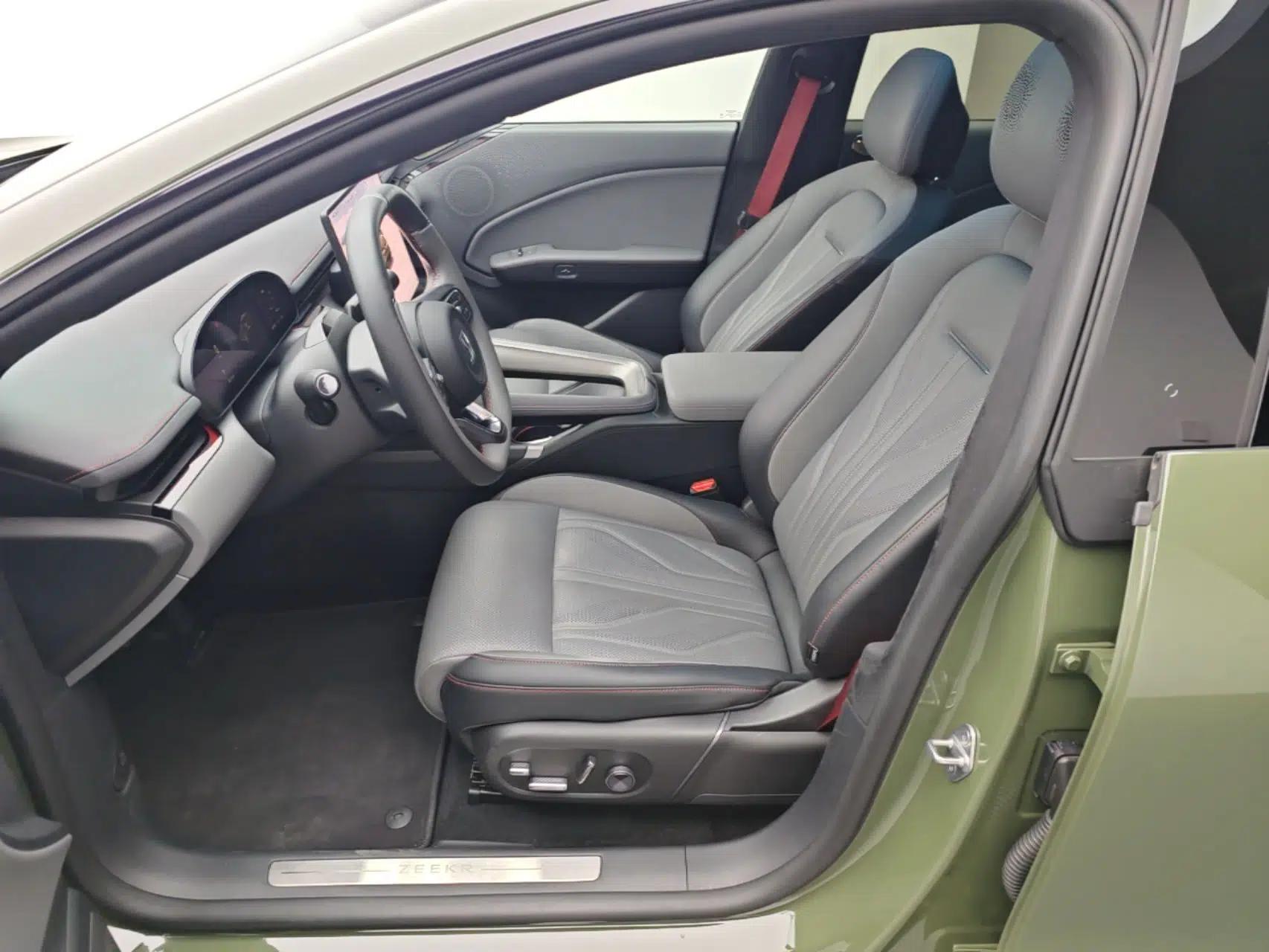 Zeekr 007GT 2025 Long-Range Rear-Wheel Drive Intelligent Driving Version 100 kWh — миниатюра 18