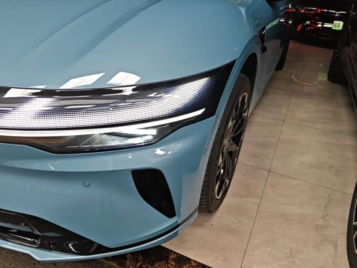 Zeekr 007GT 2025 Four-Wheel Drive Intelligent Driving Version 75 kWh — миниатюра 9