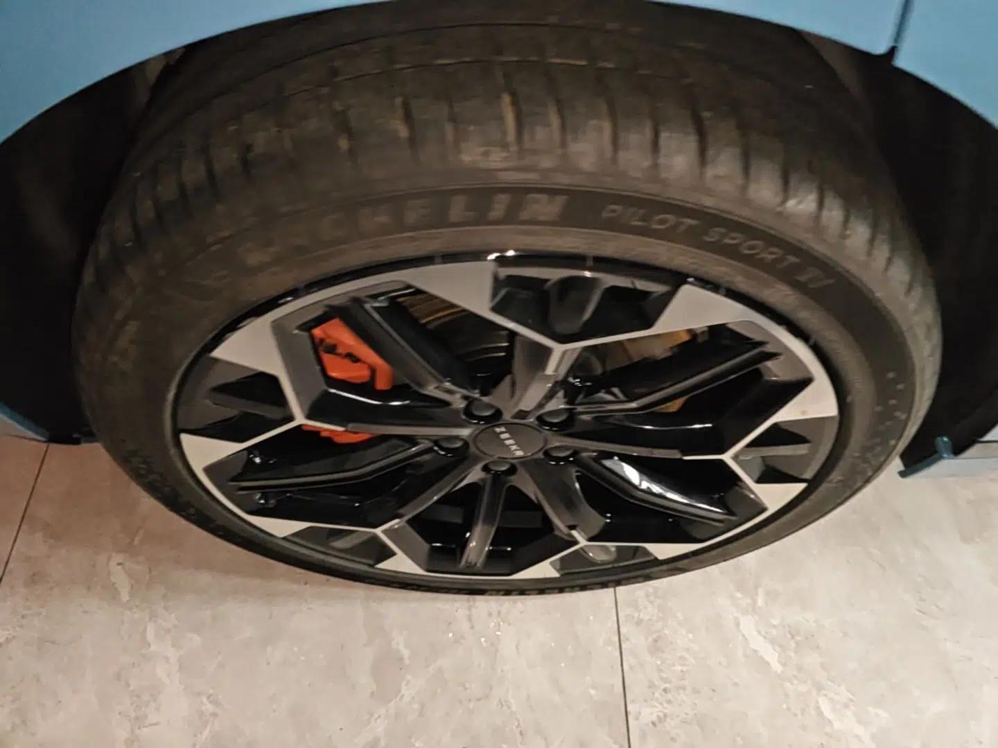 Zeekr 007GT 2025 Four-Wheel Drive Intelligent Driving Version 75 kWh — миниатюра 10