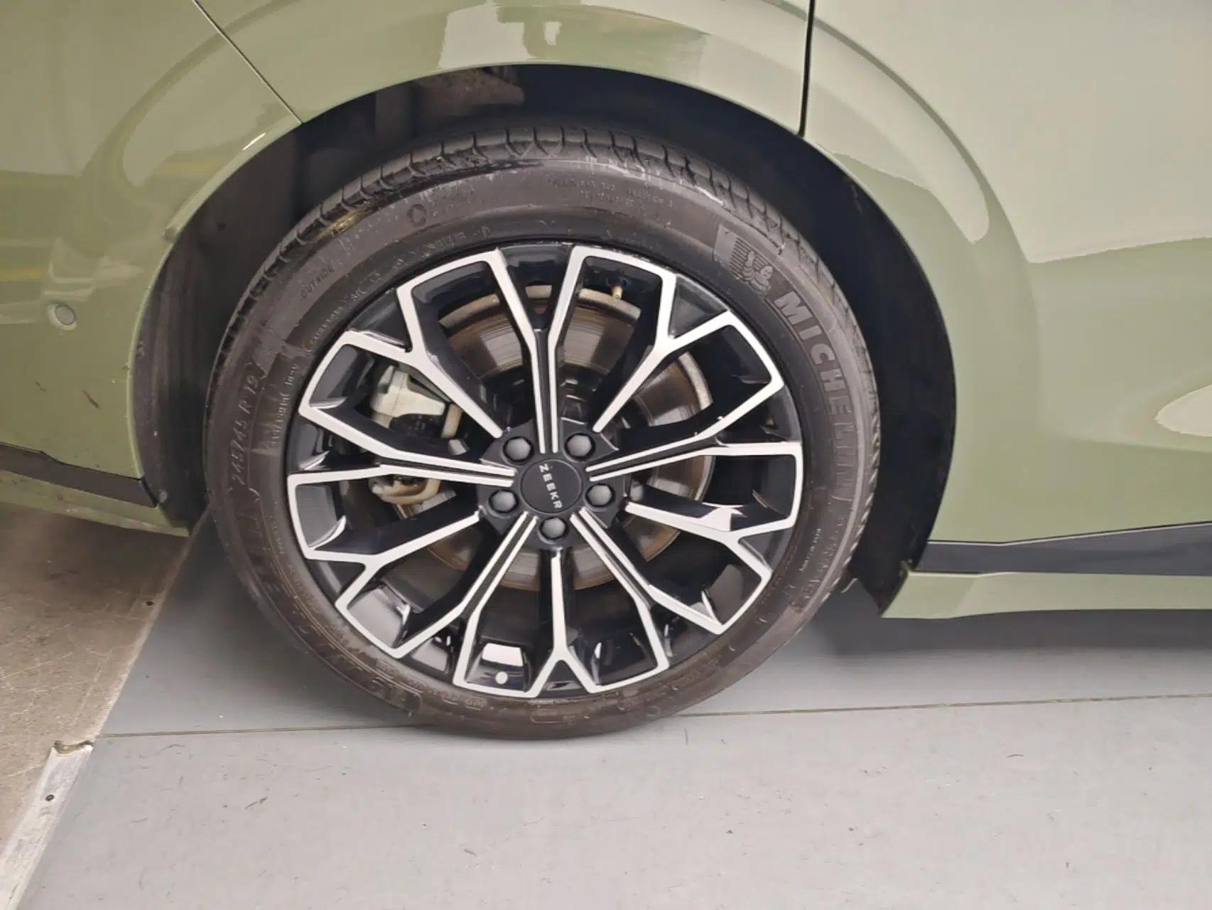 Zeekr 007GT 2025 Long-Range Rear-Wheel Drive Intelligent Driving Version 100 kWh — миниатюра 10