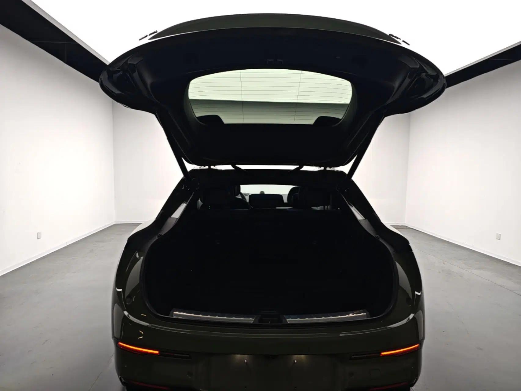 Zeekr 007GT 2025 Long-Range Rear-Wheel Drive Intelligent Driving Version 100 kWh — миниатюра 22