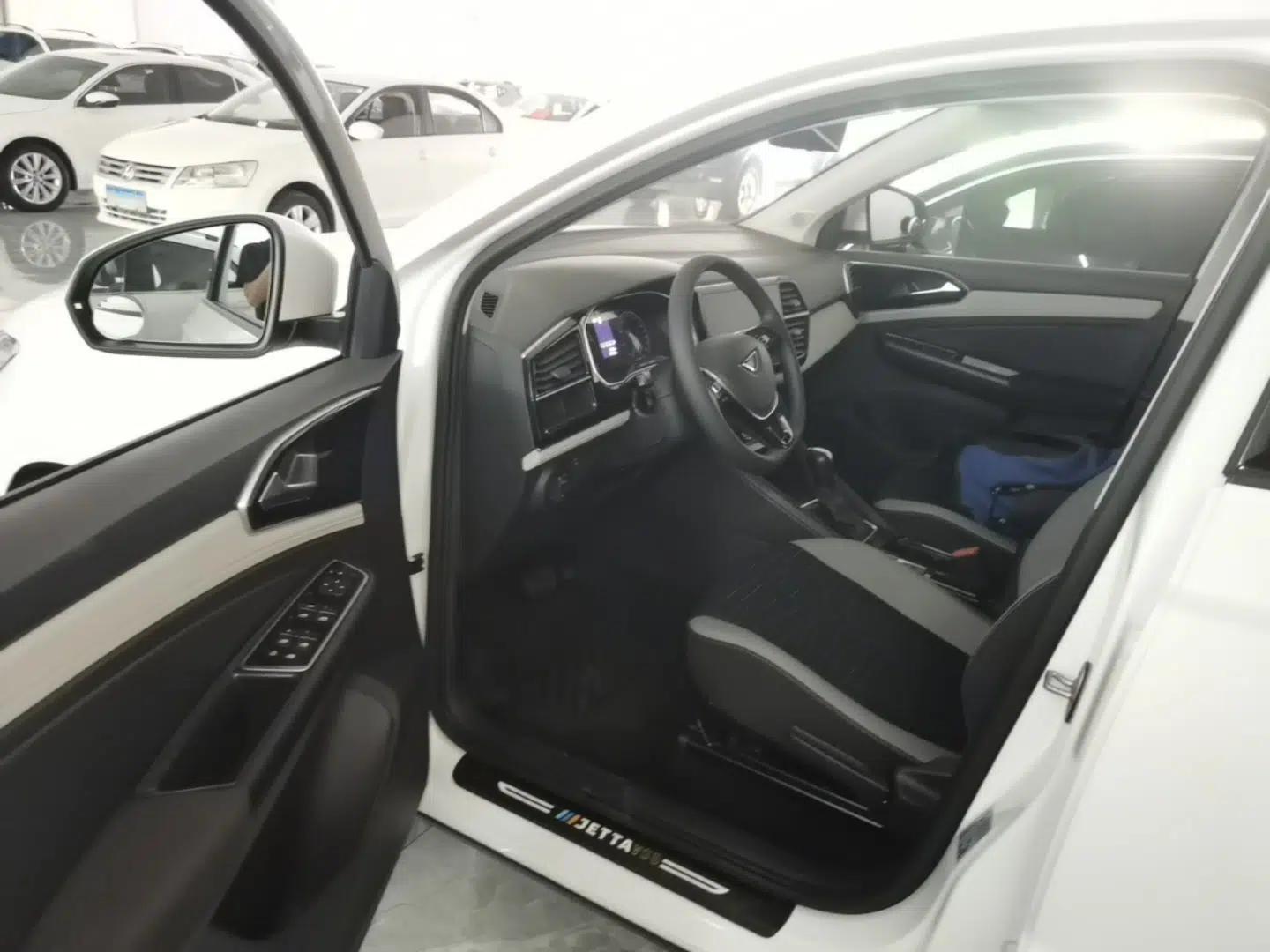 Jetta VS5 2022 280TSI Automatic Trendy Pro Version — миниатюра 19