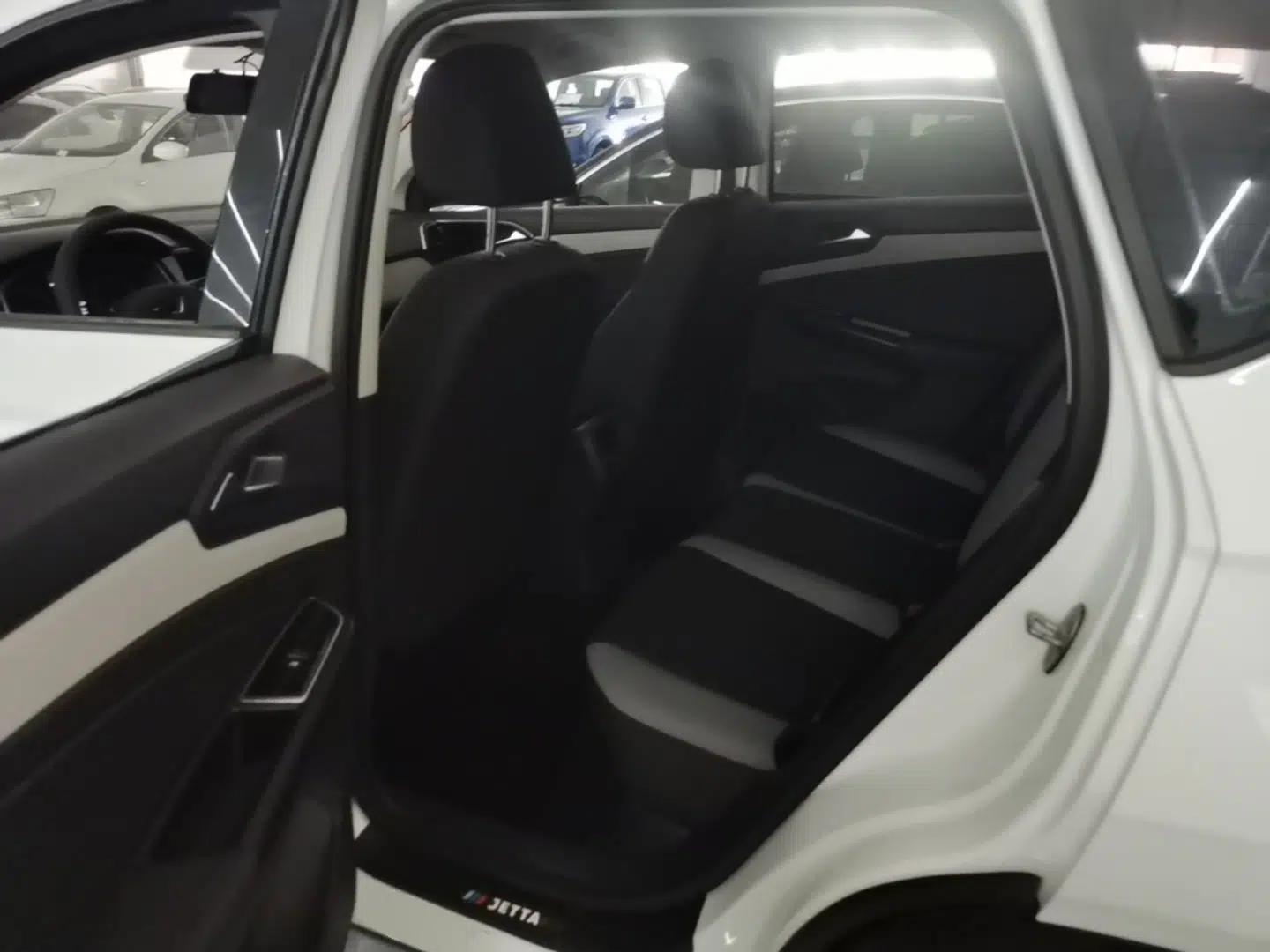 Jetta VS5 2022 280TSI Automatic Trendy Pro Version — миниатюра 20