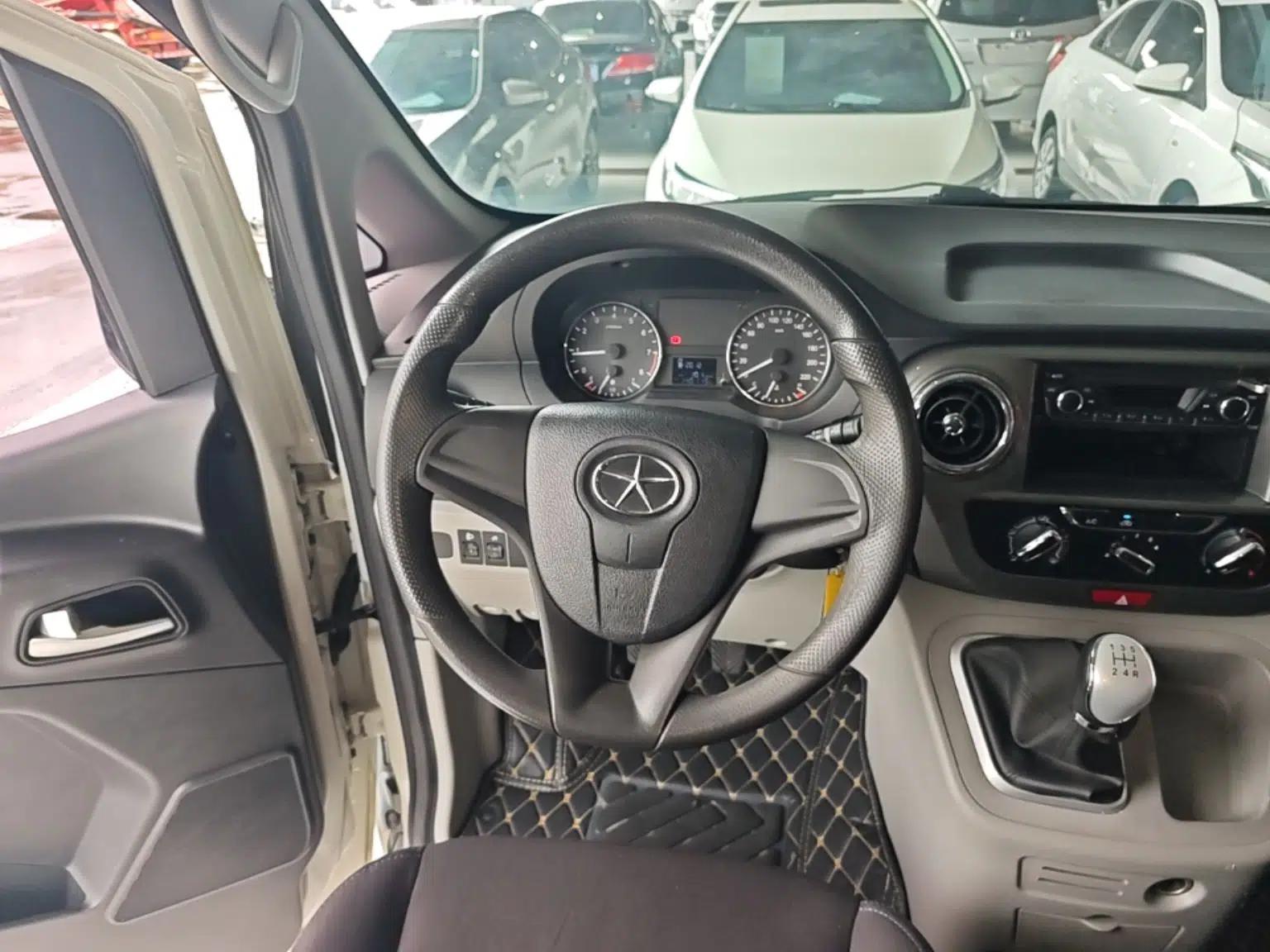 JAC Refine M3 2015 Maker Edition 1.6L Luxury Version — миниатюра 13