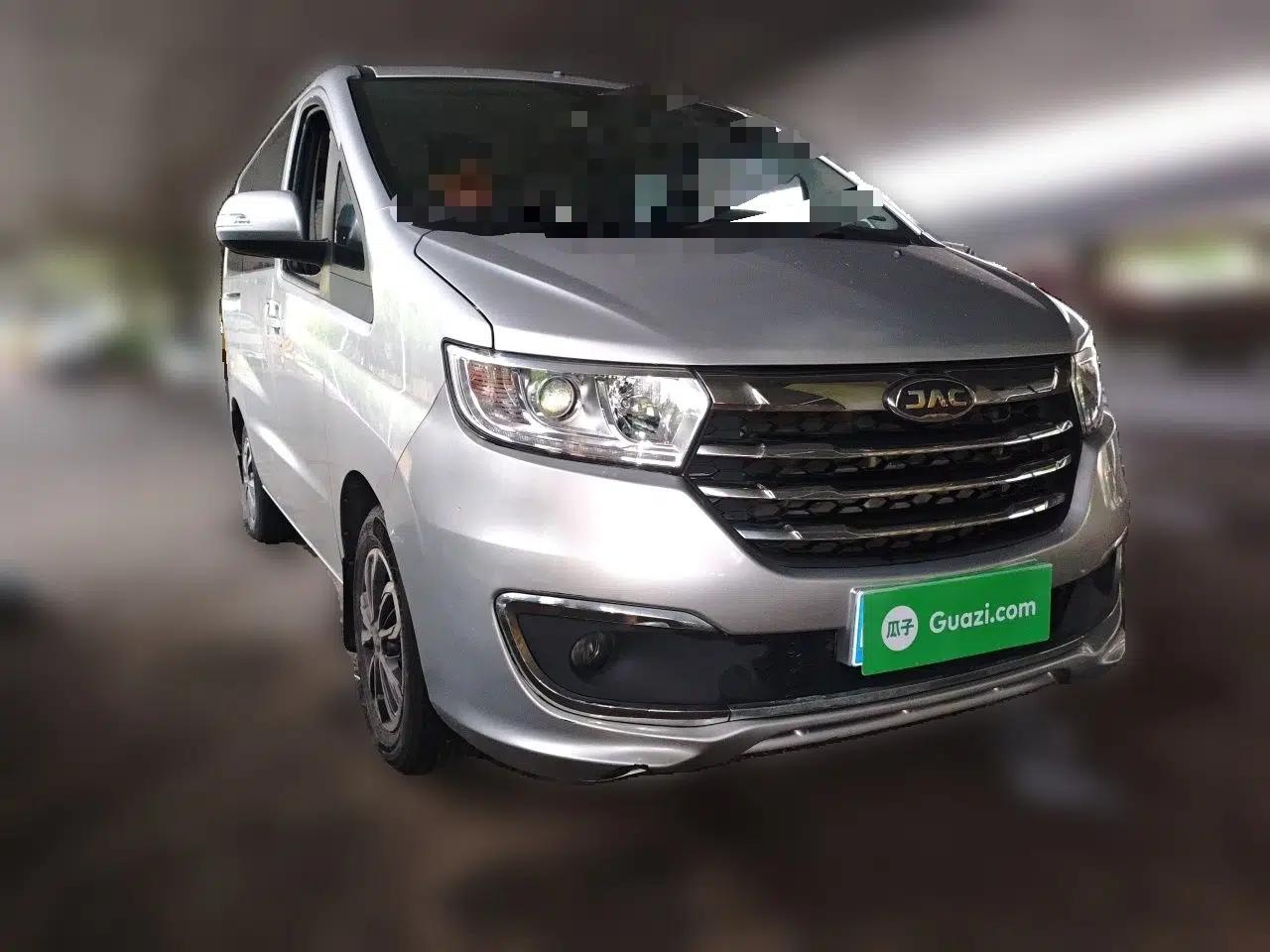 JAC Refine M3 2019 IKEA Edition 1.8L Luxury Smart Model — миниатюра 3