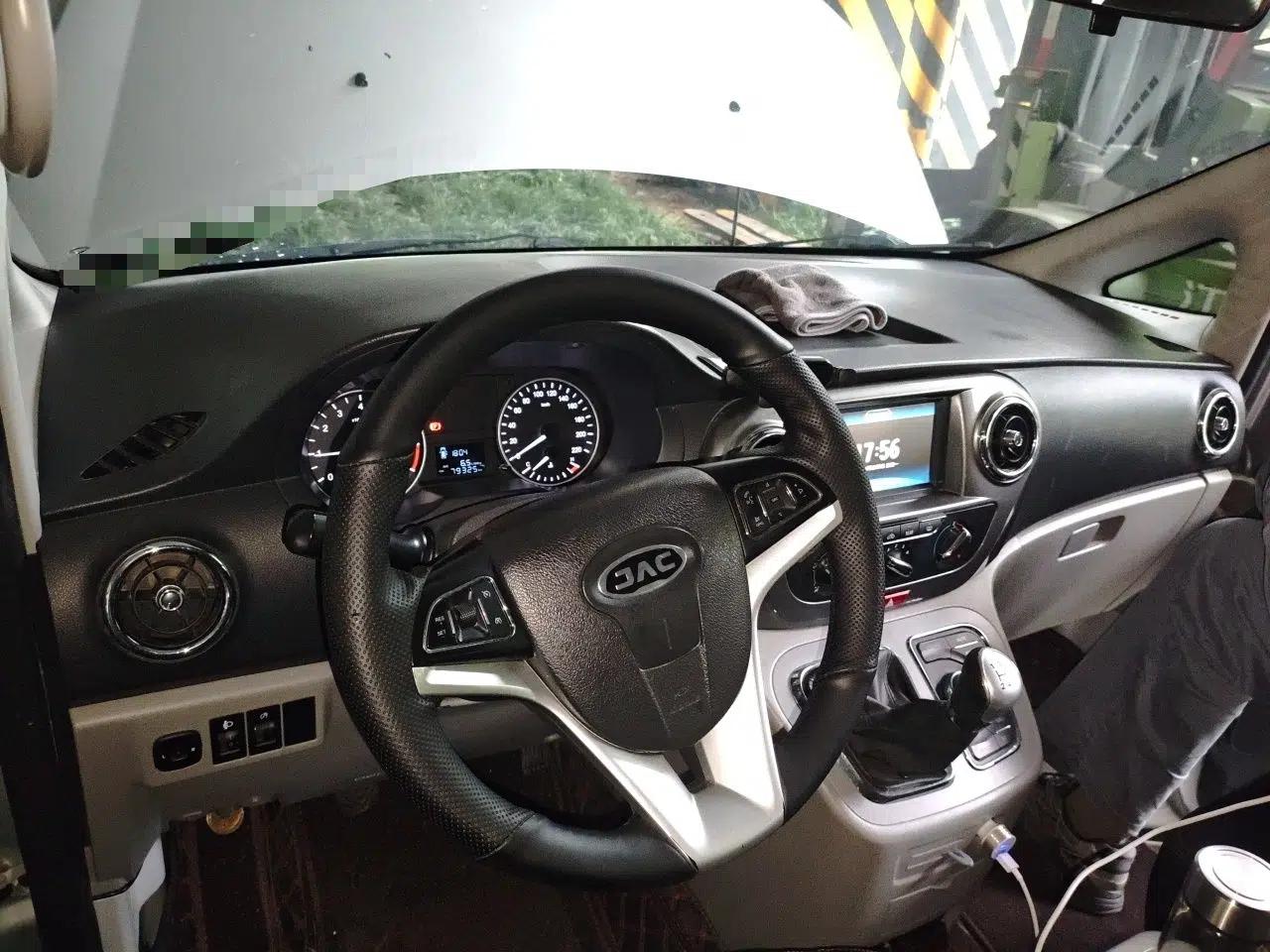 JAC Refine M3 2019 IKEA Edition 1.8L Luxury Smart Model — миниатюра 10