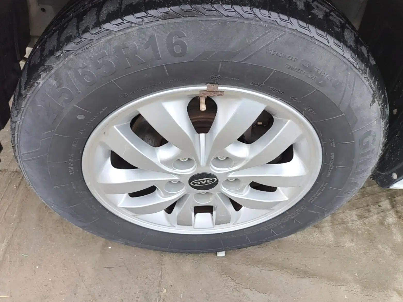 JAC Refine M4 2021 2.0L Manual Commercial Edition — миниатюра 9