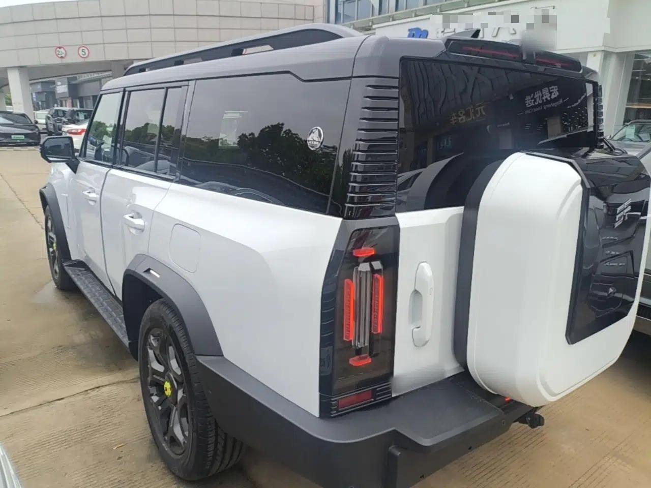 JETOUR Shanhai Traveler C-DM 2025 206km XWD Conquer Extended Version 7 Seats — миниатюра 4