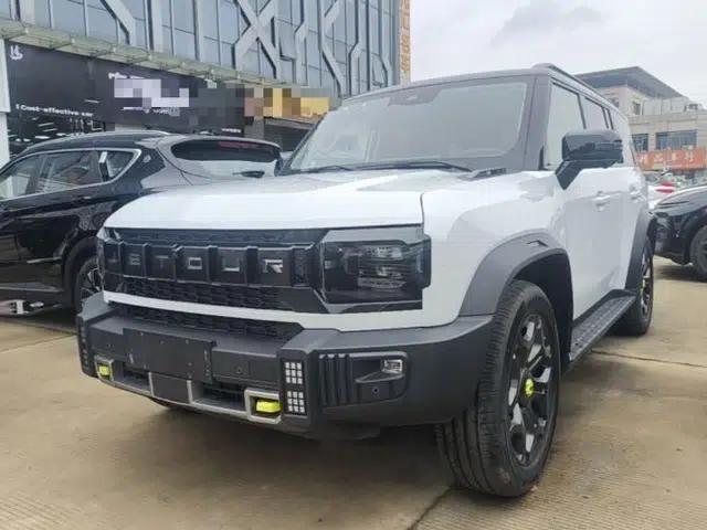 JETOUR Shanhai Traveler C-DM 2025 206km XWD Conquer Extended Version 7 Seats