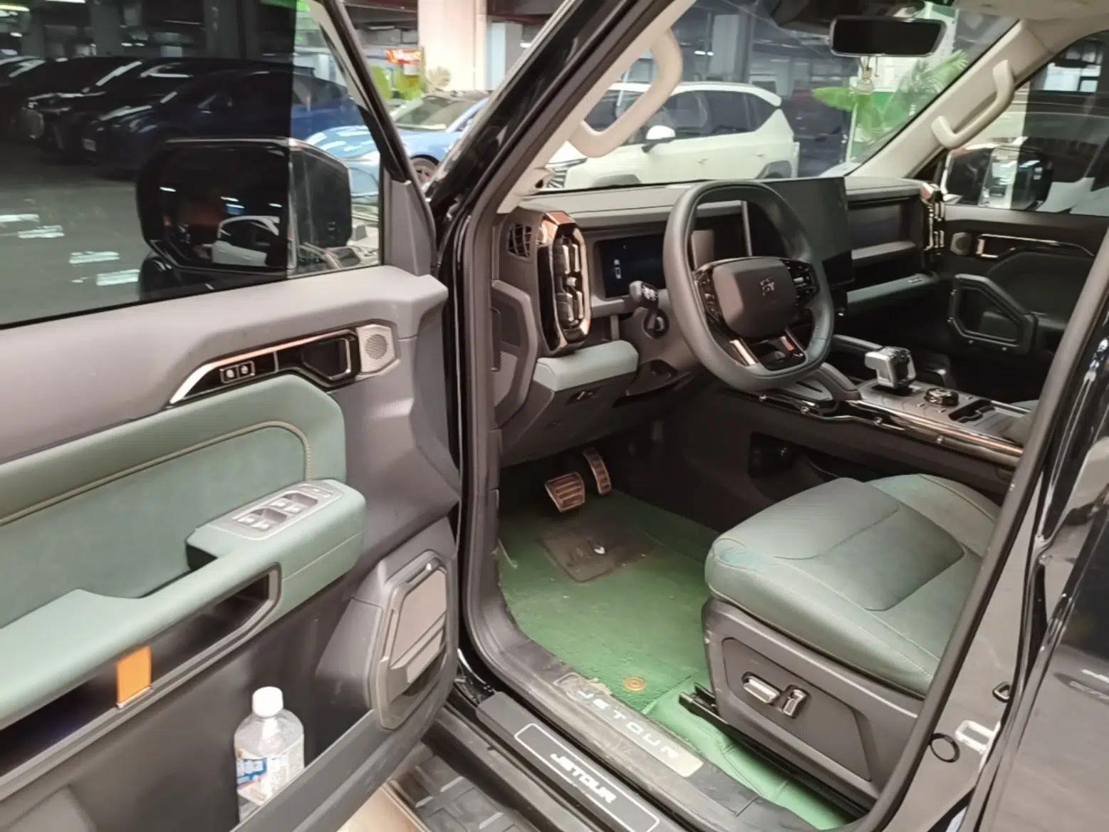 JETOUR Shanhai Traveler C-DM 2024 C-DM 129KM Linye Edition — миниатюра 18