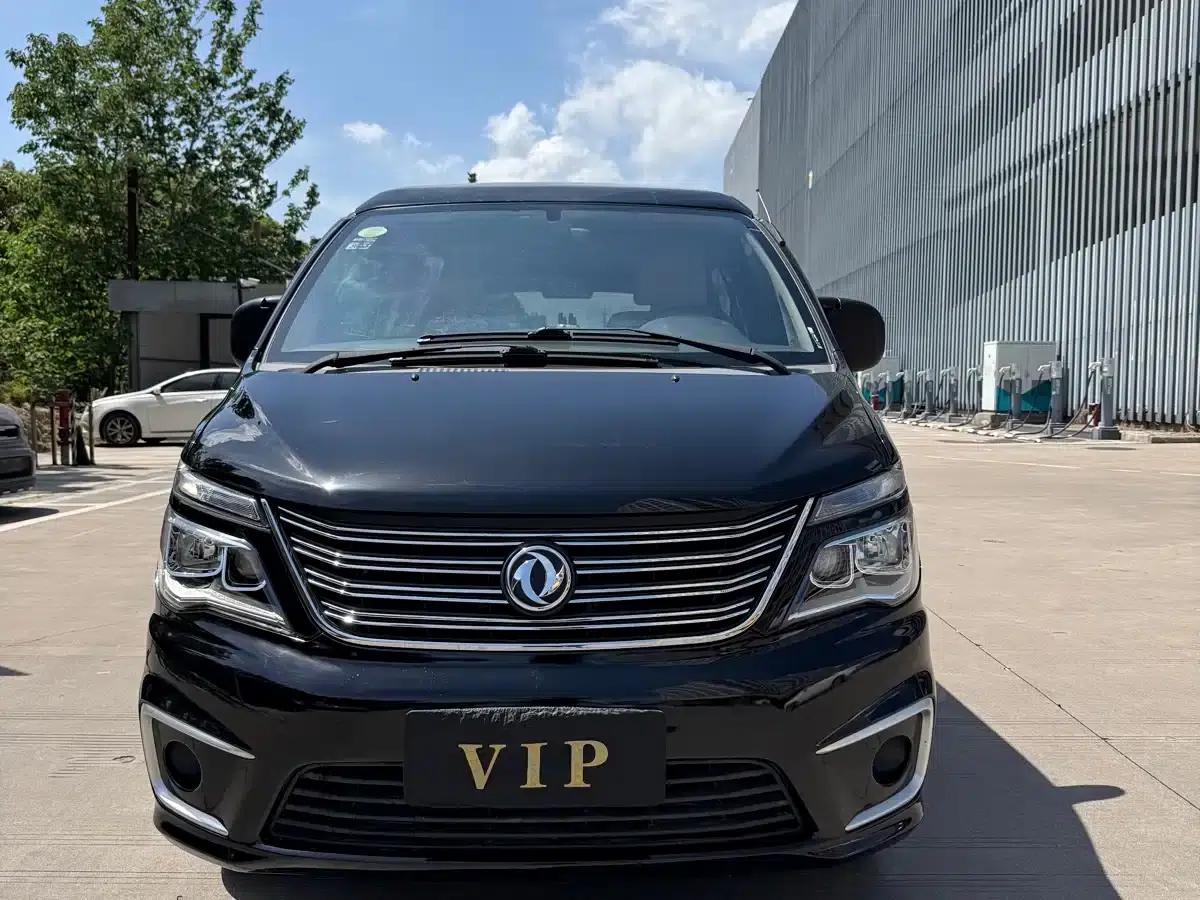 Lingzhi 2020 M5L 1.6L Comfort 7-seater — миниатюра 2