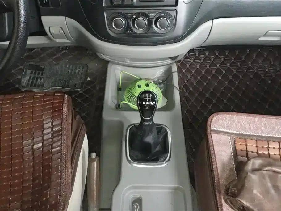 Lingzhi 2018 M3 1.5L 5-seater Basic Model — миниатюра 16
