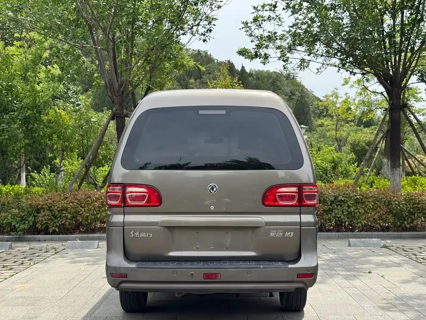 Lingzhi 2018 M3 1.5L 5-seater Basic Model — миниатюра 9
