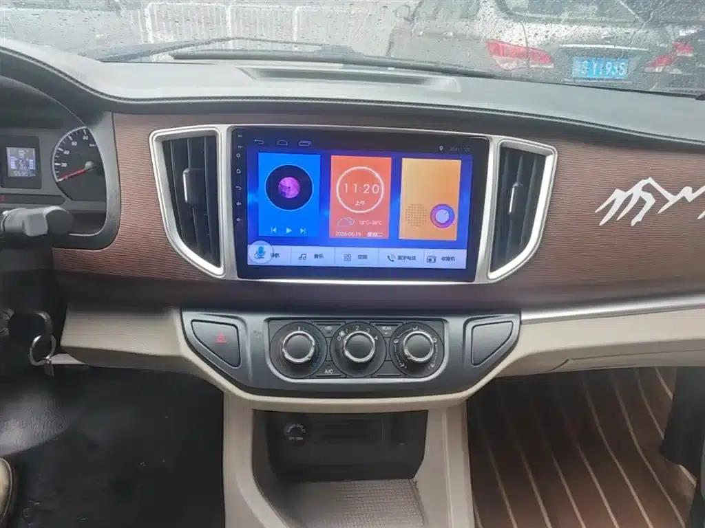 Lingzhi 2019 M5L 1.6L 7-seater Special Edition (China VI Emission Standard) — миниатюра 13