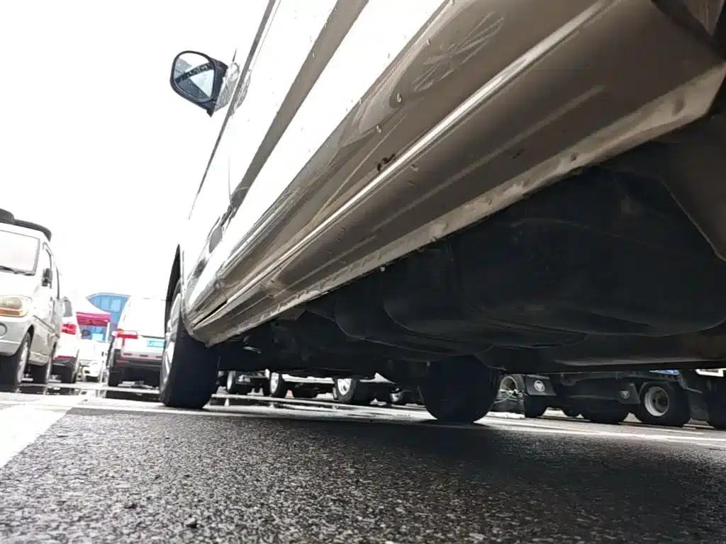 Lingzhi 2022 M5L 1.6L Practical 7-Seater — миниатюра 22