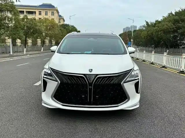 Fengxing Yacht 2022 1.5T DCT Wave Chaser Edition