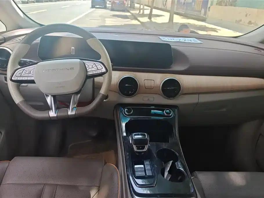 Fengxing Yacht 2022 1.5T DCT Wind Chaser Edition — миниатюра 13