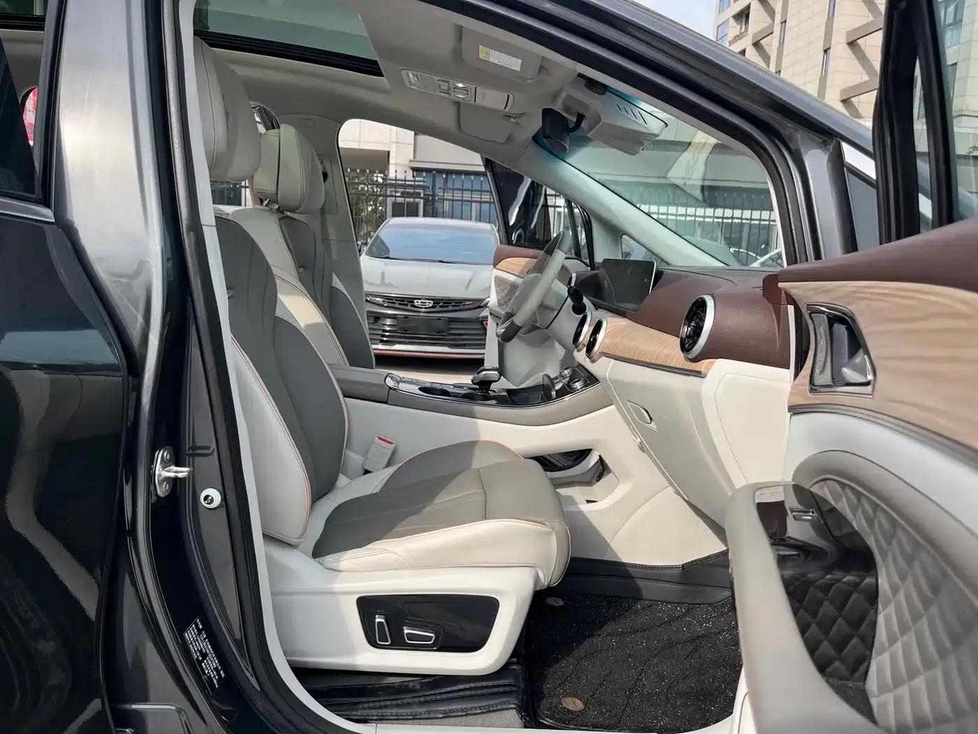 Fengxing Yacht 2022 1.5T DCT Sailing Edition — миниатюра 9