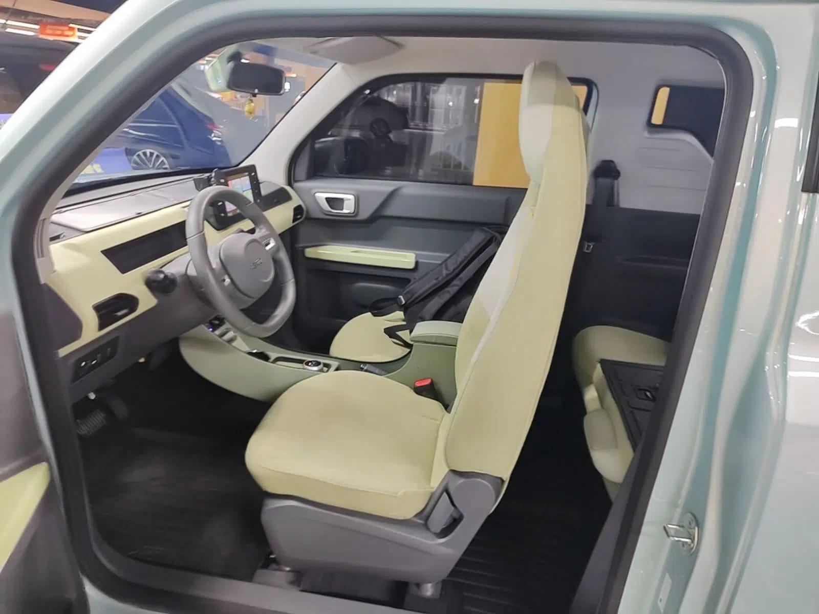Geely Galaxy Panda 2024 Panda Mini 200km Endurance Bear — миниатюра 18