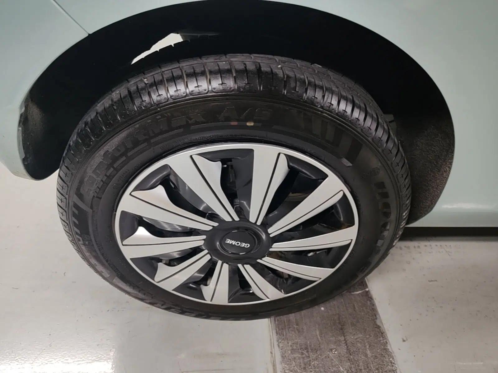 Geely Galaxy Panda 2024 Panda Mini 200km Endurance Bear — миниатюра 10