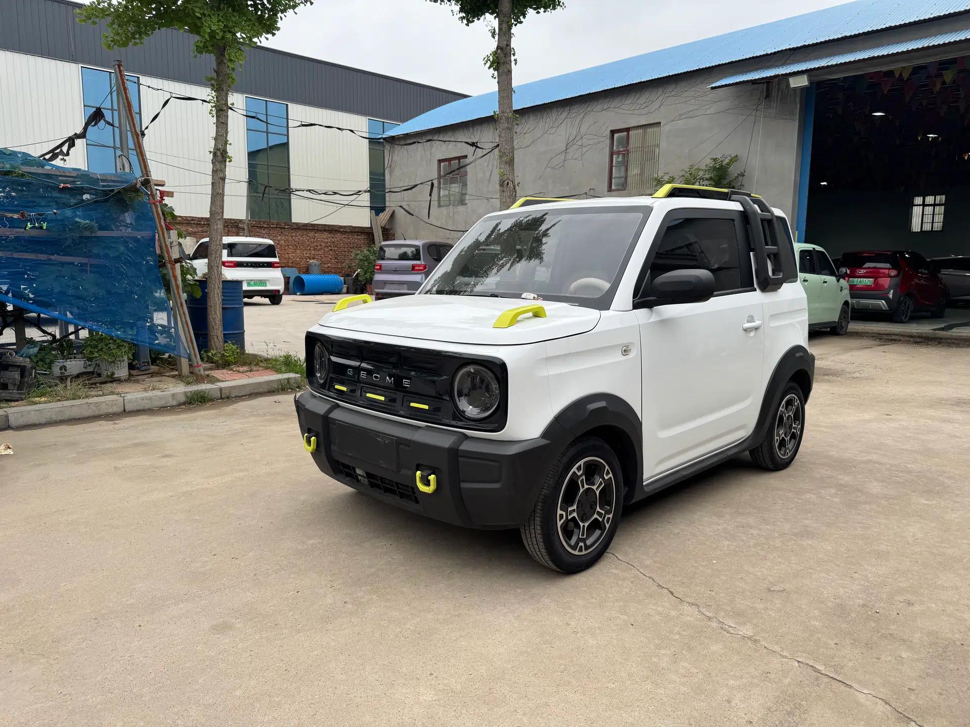 Geely Galaxy Panda 2024 200km Panda Rider — миниатюра 1